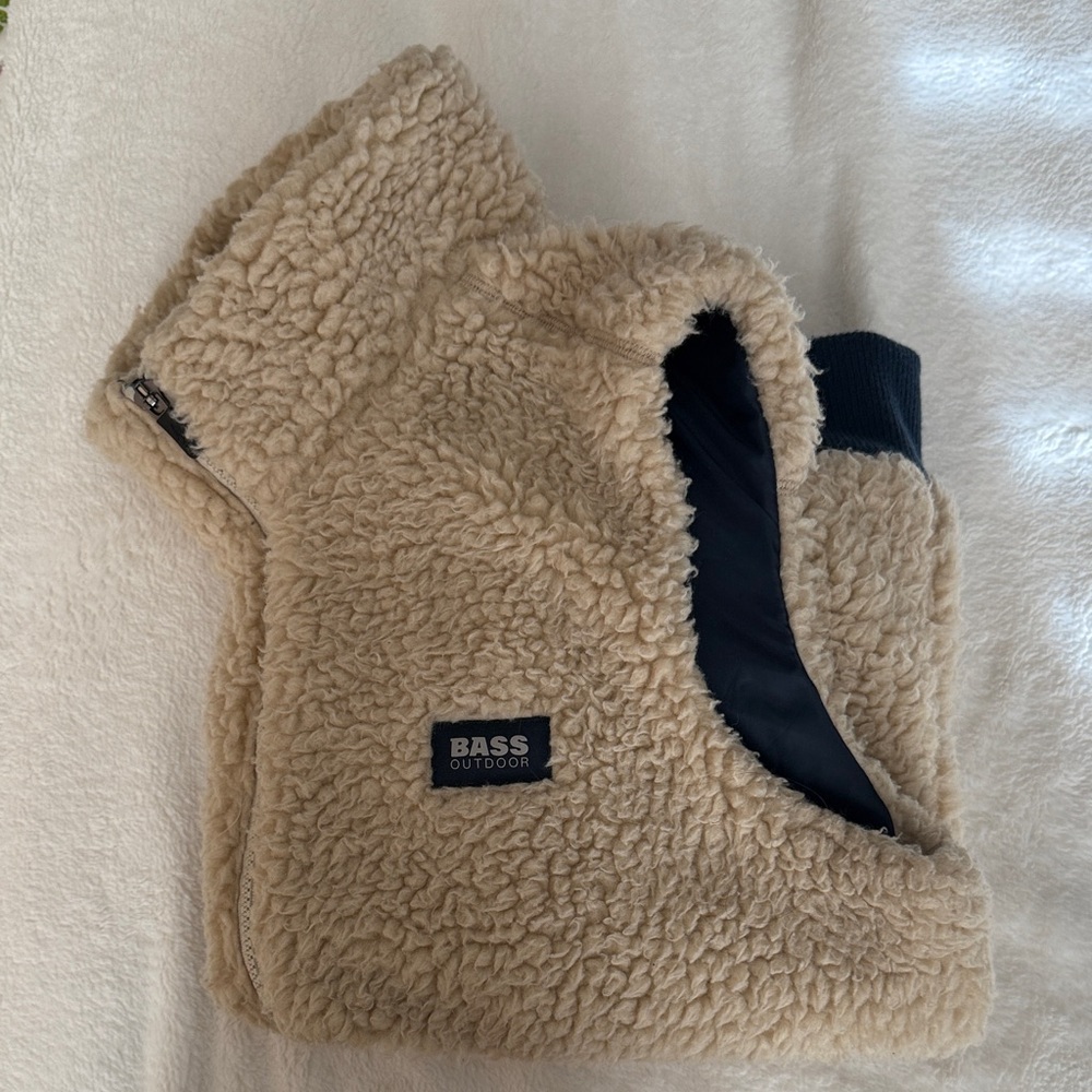 Bass Outdoor Cream Sherpa Jacket